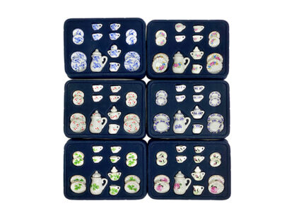 Dockservis 17-del Blommor 6-olika Dockservis 17-del Blommor 6-olika