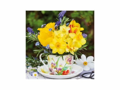 389037-Yellow-Bouquet-in-Vi